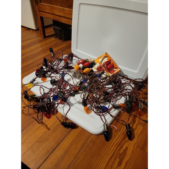 Lot 4 Vintage Christmas Tree Lights 15 Socket Bulb String Strand Red Green Wire - Picture 1 of 12